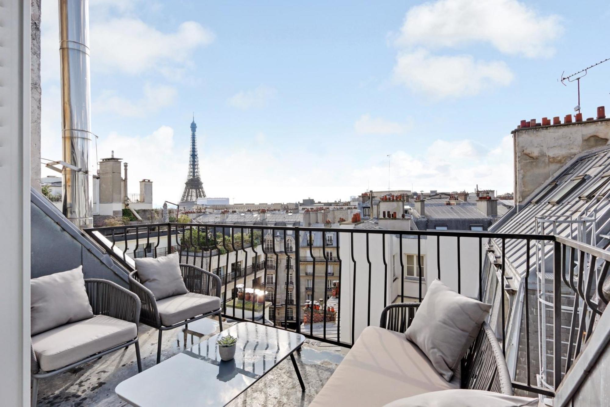 Appartamento Eiffel Tower View Parigi Esterno foto